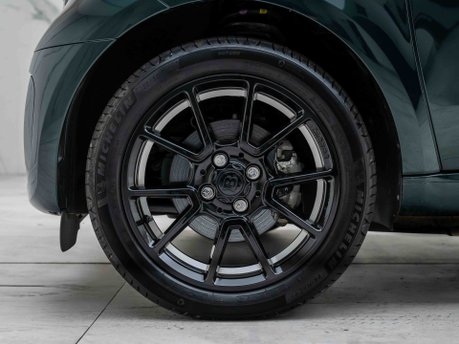 Smart Fortwo Coupe RACING GREEN EDITION 