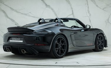 Porsche 718 SPYDER RS 9