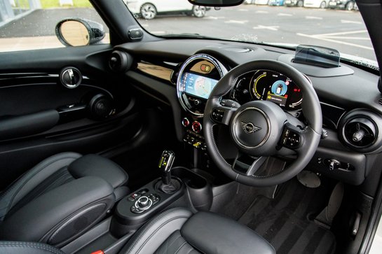 Mini Hatch COOPER S LEVEL 3