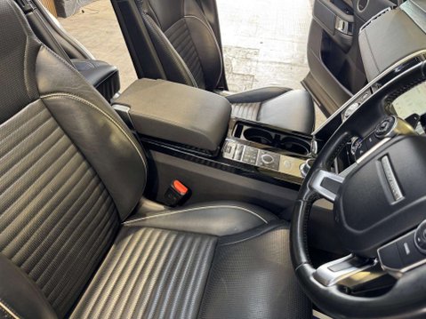 Land Rover Discovery 3.0 Discovery HSE TD6 Auto 4WD 5dr 44