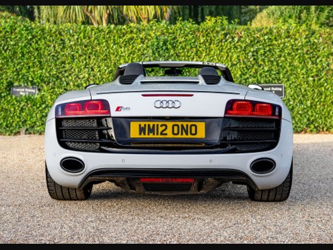Audi R8 5.2 R8 Spyder Quattro V10 Semi-Auto 4WD 2dr 9