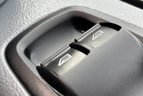 Ford Transit 350 L3 H2 130 ps Panel Van with Air Con 31