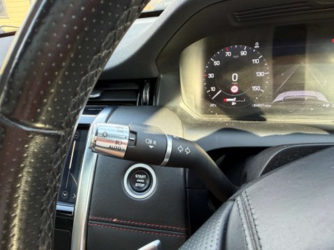 Land Rover Discovery Sport 2.0 Discovery Sport R-Dynamic HSE D MHEV Auto 4WD 5dr 105