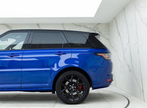 Land Rover Range Rover Sport 5.0 SVR Carbon Edition 32