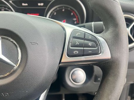 Mercedes-Benz CLA Class 2.1 CLA 220 WhiteArt D Auto 5dr 12