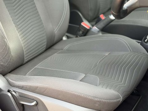Ford Fiesta 1.0 Fiesta Zetec 5dr 16