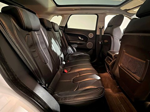 Land Rover Range Rover Evoque SD4 DYNAMIC 18