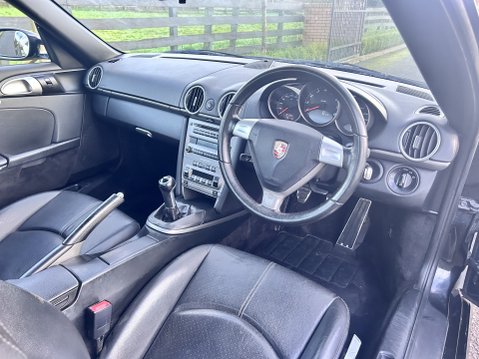 Porsche Cayman 24V 16
