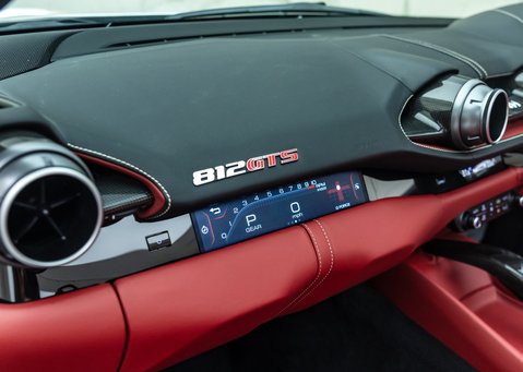 Ferrari 812 GTS