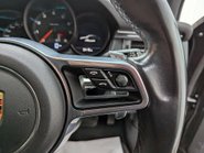 Porsche Macan 2.0 Macan Semi-Auto 4WD 5dr 78