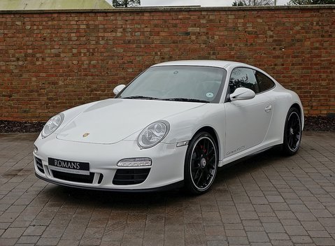 Porsche 911 (997) Carrera 4 GTS 16