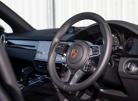 Porsche Cayenne S 11