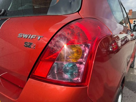 Suzuki Swift 1.3 SZ2 3dr 33