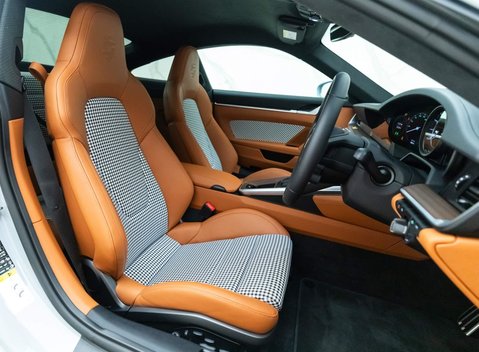 Porsche 911 (992) Sport Classic 10