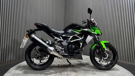 Kawasaki Z 2023 125CC NAKED BIKE MOT 10/27 WARRANTY SERVICED 1 OWNER 1