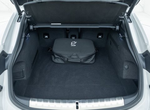 Porsche Taycan 4S Cross Turismo 41