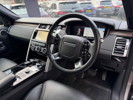 Land Rover Discovery 3.0 SD V6 HSE SUV 5dr Diesel Auto 4WD Euro 6 (s/s) (306 ps) 28