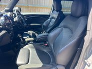 Mini Hatch 2.0 CHALLENGE 210 EDITION AUTOMATIC 3dr 22