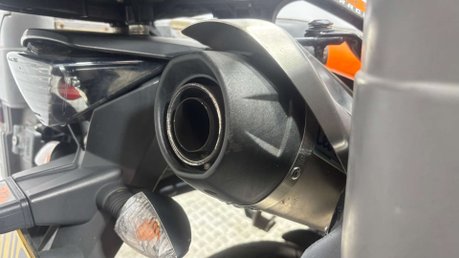 KTM Supermoto 2010 28K GOOD RUNNING PROJECT BIKE FULL LUGGAGE RUNS WELL 990CC 27