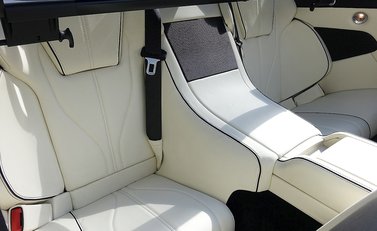 Aston Martin DB9 Volante 18