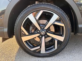 Nissan Qashqai 1.6 Qashqai Tekna dCi 5dr 12