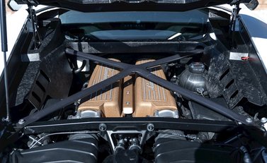 Lamborghini Huracan LP640-4 Performante 29