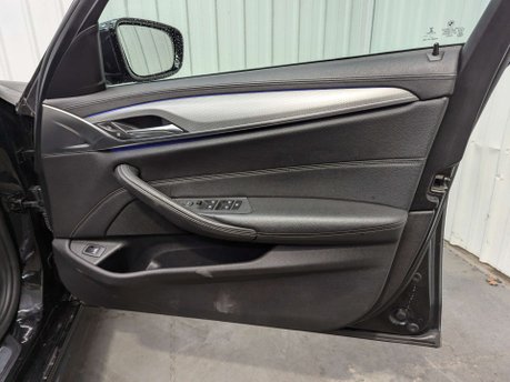 BMW 5 Series 2.0 520d M Sport Auto 5dr 55
