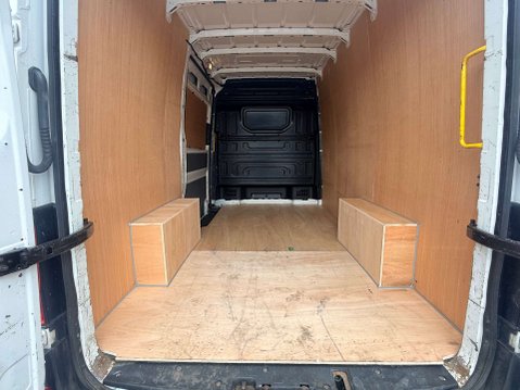 Volkswagen Crafter 2.0 Crafter CR35 Trendline TDI 9