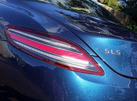 Mercedes-Benz SLS AMG 17