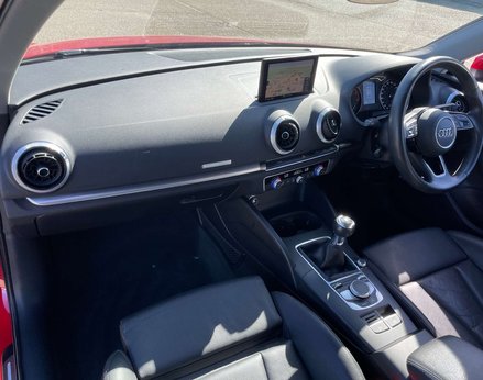 Audi A3 1.5 A3 Sportback 35 TFSI Sport 5dr 23