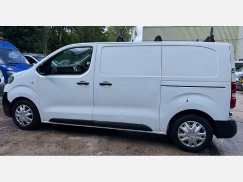 Peugeot Expert 1.6 BlueHDi 1000 Professional Standard Panel Van 6dr Diesel Manual MWB Euro 22