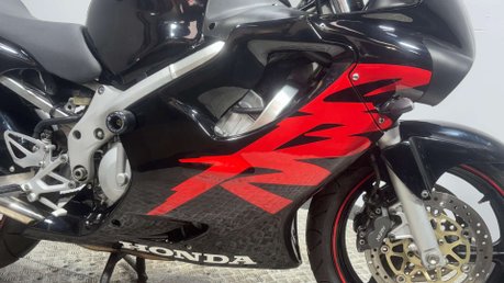 Honda CBR CBR600 F 2000 SPARES OR REPAIR ONLY 8K PROJECT SPORTS BIKE 600CC 20