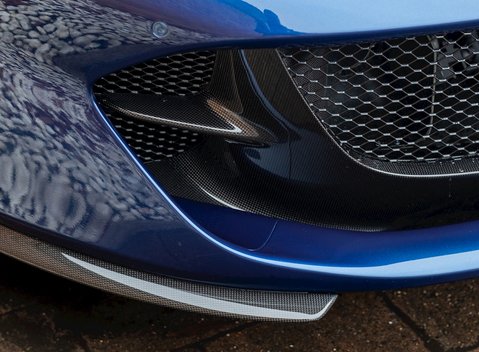 Ferrari 812 Superfast 25