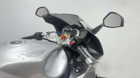 Triumph Sprint 2006 36K FULL LUGGAGE NEW MOT WARRANTY VERY CLEAN TOURER 28