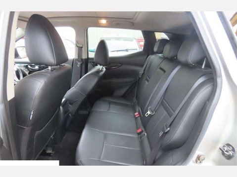 Nissan Qashqai 1.6 dCi Tekna Euro 6 (s/s) 5dr 5