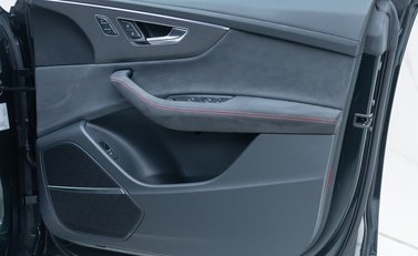 Audi RS Q8 PERFORMANCE CARBON VORSPRUNG 29