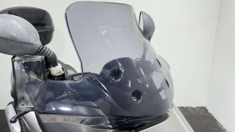 Yamaha Majesty 125 2004 YP125 32K PROJECT LARGE MAXI SCOOTER 125CC 19