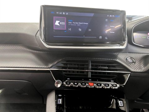 Peugeot e-2008 50kWh Allure SUV 5dr Electric Auto (7kW Charger) (136 ps) DAB Radio - Parki 18