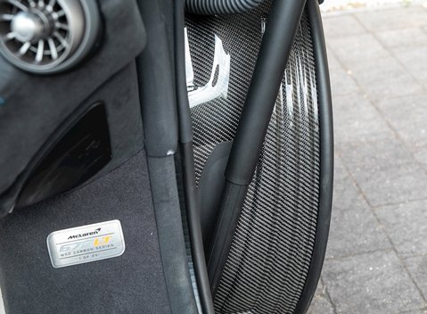 McLaren 675LT Spider MSO Carbon Series 23