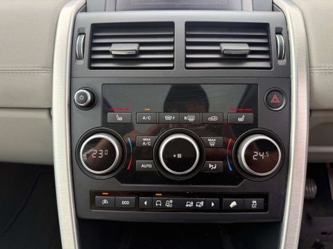 Land Rover Discovery Sport 2.0 Discovery Sport HSE TD4 Auto 4WD 5dr 36