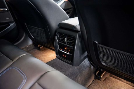 BMW 3 Series 3.0 M340d MHT Touring 5dr Diesel Hybrid Auto xDrive Euro 6 (s/s) (340 ps) 23