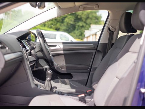 Volkswagen Golf 1.5 Golf Match TSi Evo 5dr 29