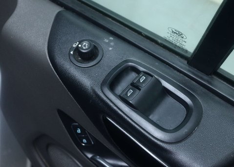 Ford Transit Custom 2.0 Transit Custom 300 Limited EcoBlue Auto 30