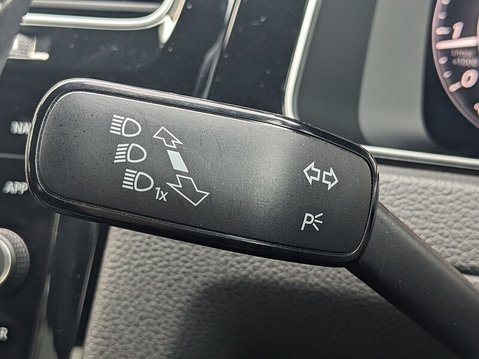 Volkswagen Golf R TSI 4MOTION DSG 28