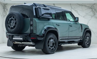 Land Rover Defender 110 TROPHY EDITION KESWICK 45