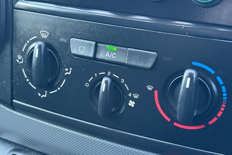 Citroen Berlingo 750 L2 1.6 Hdi 90 ps - Dog Van with Air Conditioning - Ex MOD 21