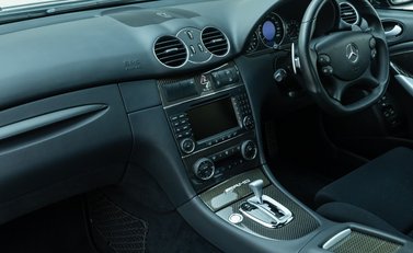 Mercedes-Benz CLK 63 AMG BLACK SERIES 17