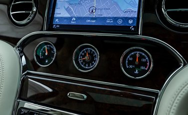 Bentley Mulsanne V8 SPEED 30