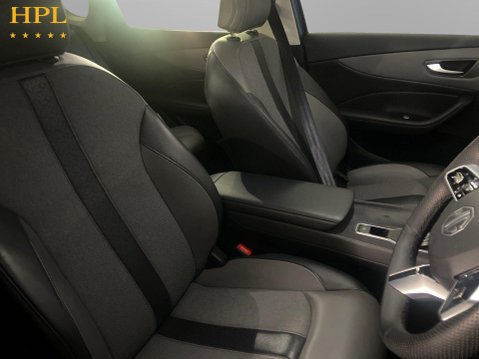 MG MGS5 64kWh Trophy Long Range SUV 5dr Electric Auto (231 ps) Air Con - Bluetooth 11