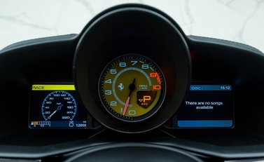 Ferrari 458 SPIDER 22